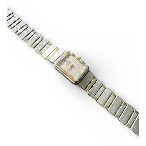 Vintage Seiko Quartz Two-Tone Tank Watch 2E20-5520 Ladies Rectangular Silver